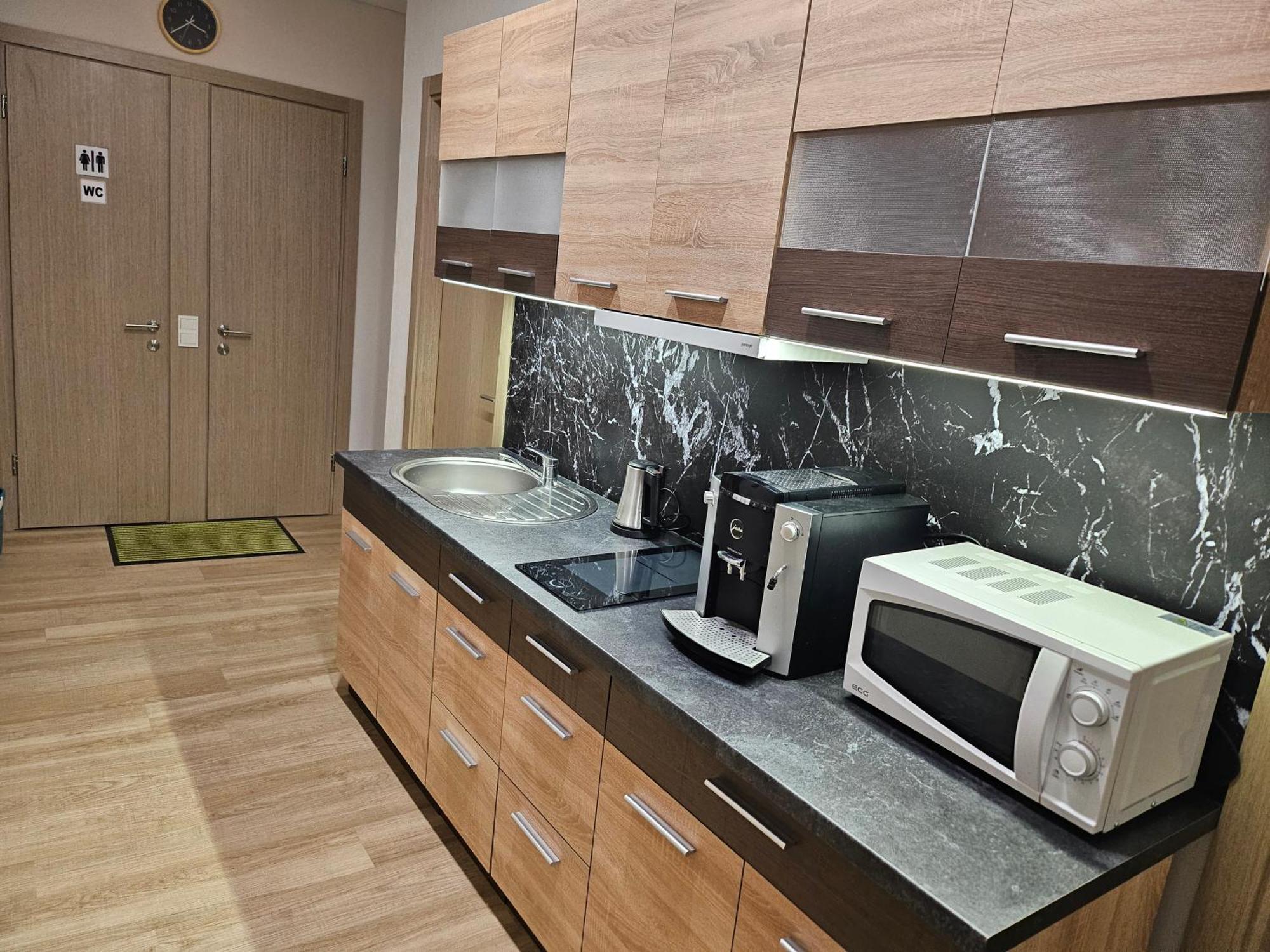 קובנה Kauno Apartamentai King Size Bed מראה חיצוני תמונה