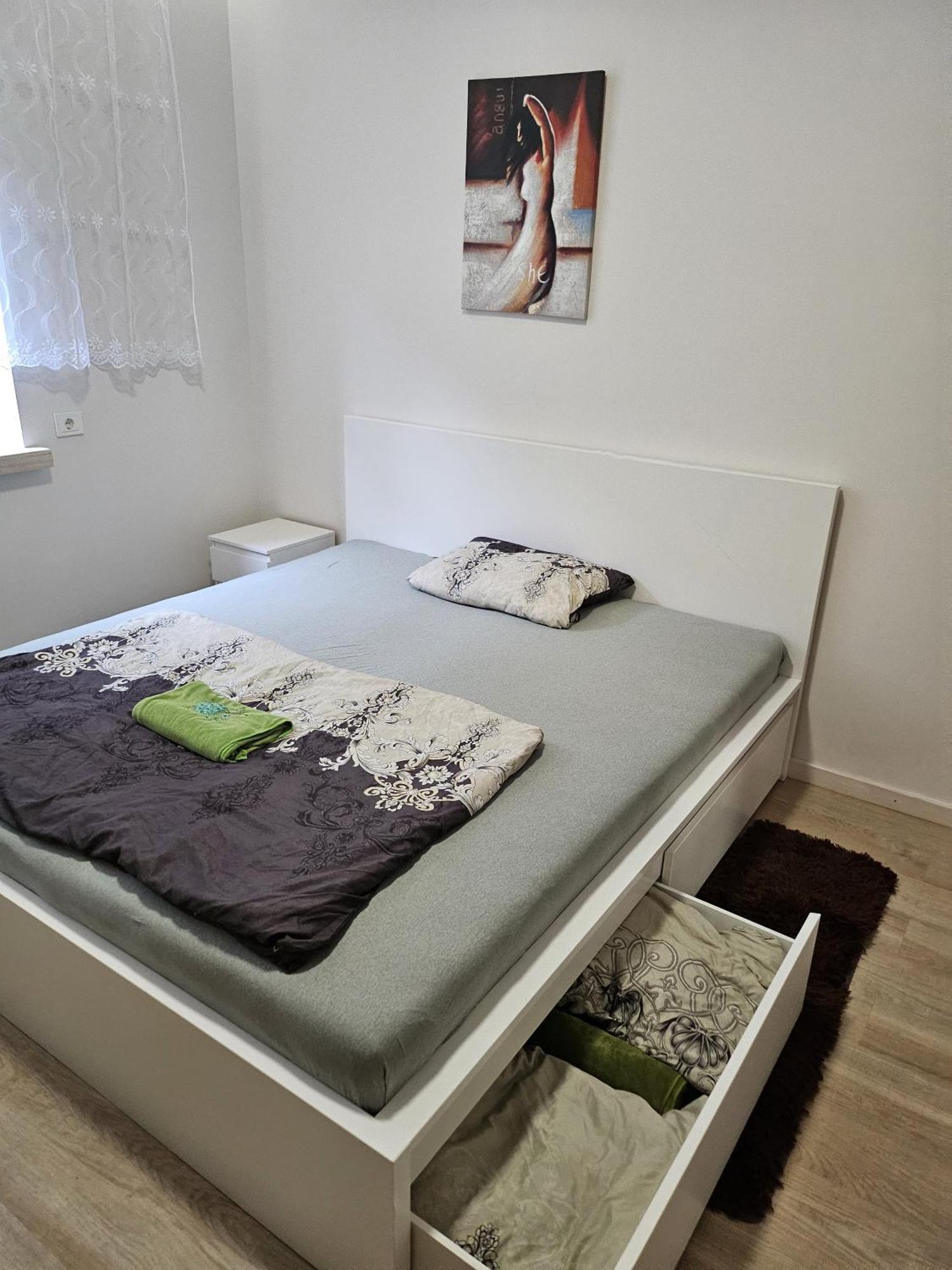 קובנה Kauno Apartamentai King Size Bed מראה חיצוני תמונה